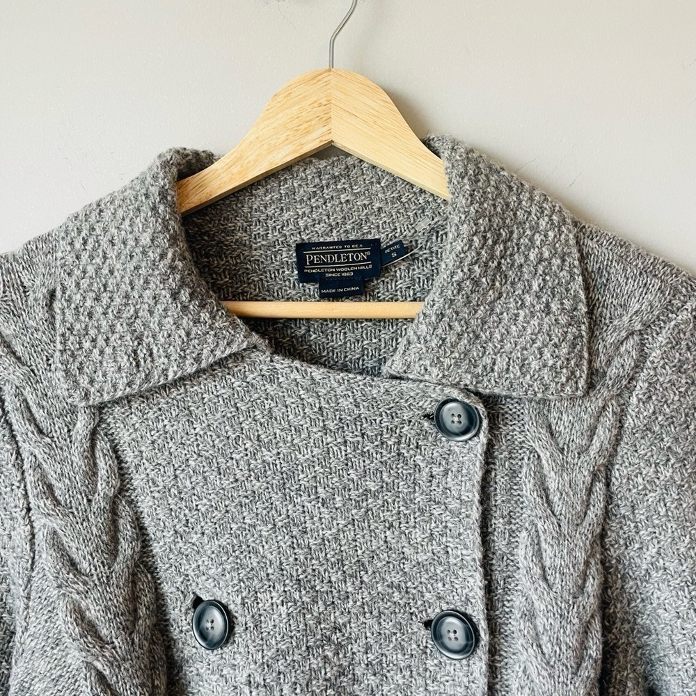 Pendleton Gray Belted Cable Knit Sweater Rare - image 7
